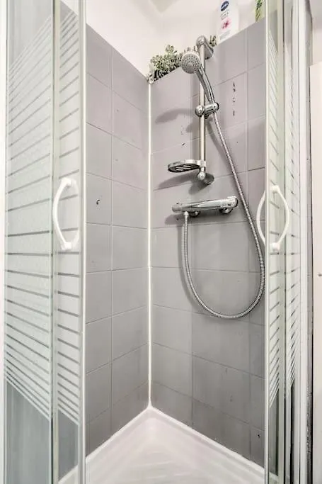 Studio Cosy Proche De Tete D'Or Villeurbanne Apartment